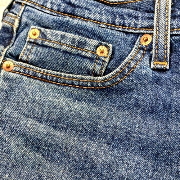 Levi's Signature 5 Pocket Stretch Denim Shorts 28 Waist. Unisex. Blue........... - Picture 8 of 11